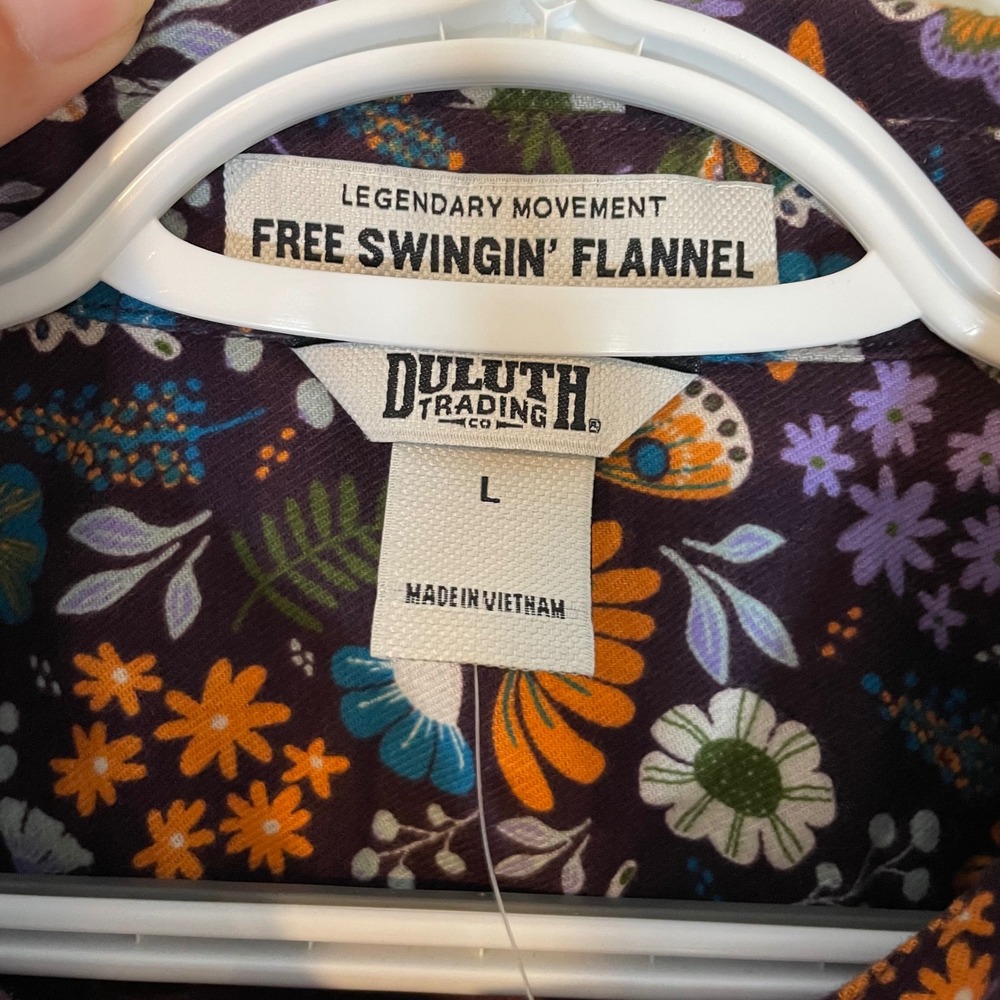 Duluth Trading Co Womens Free Swingin Flannel Shirt Floral Butterfly Purple L - Picture 2 of 8